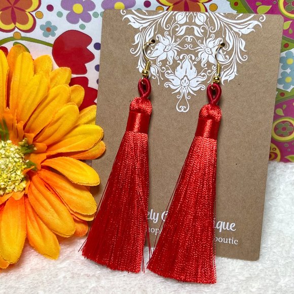 Tassel Earrings Long Drop Dangles Red Smooth Silky Fringe Dressy Elegance NWT - Picture 2 of 4